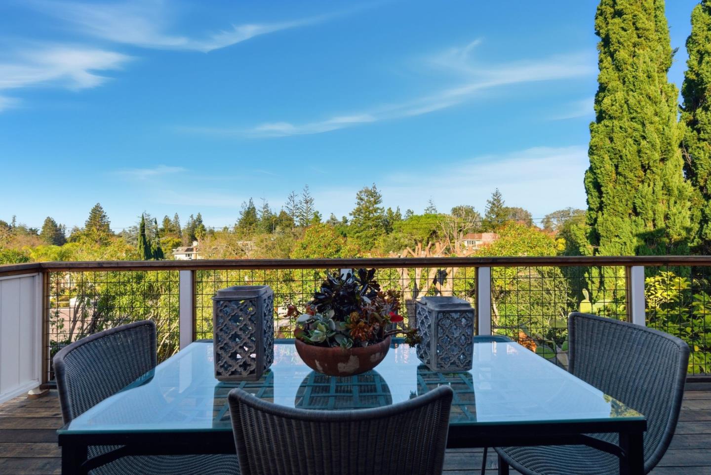 Detail Gallery Image 33 of 44 For 1235 via Huerta, Los Altos,  CA 94024 - 4 Beds | 3 Baths