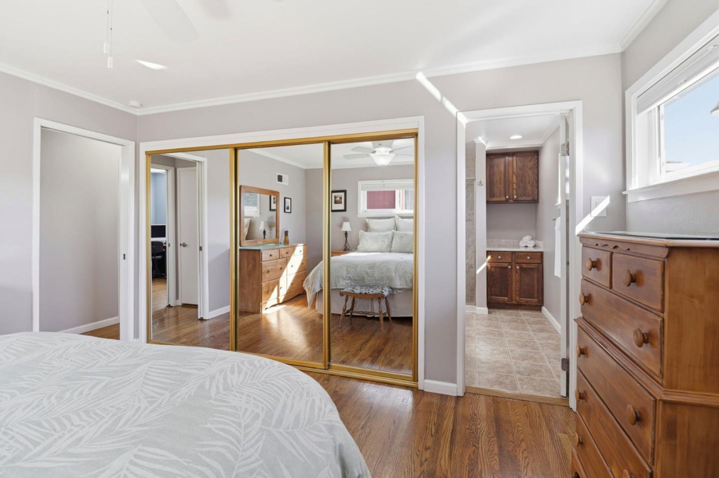 Detail Gallery Image 23 of 33 For 3421 Lodge Dr, Belmont,  CA 94002 - 3 Beds | 2 Baths