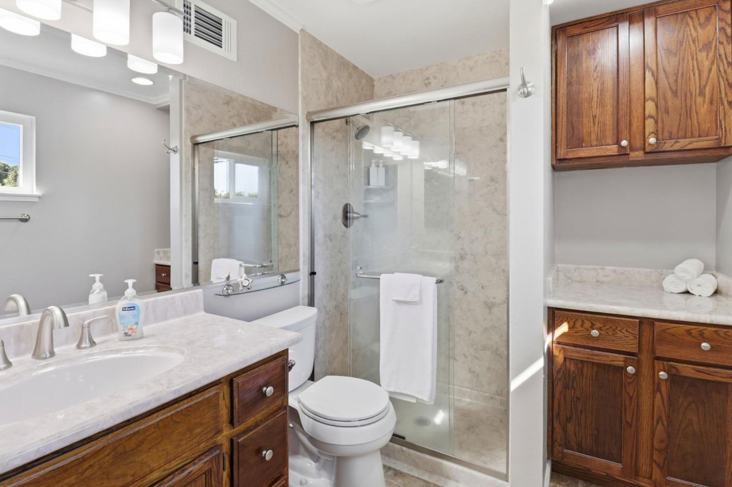 Detail Gallery Image 28 of 33 For 3421 Lodge Dr, Belmont,  CA 94002 - 3 Beds | 2 Baths