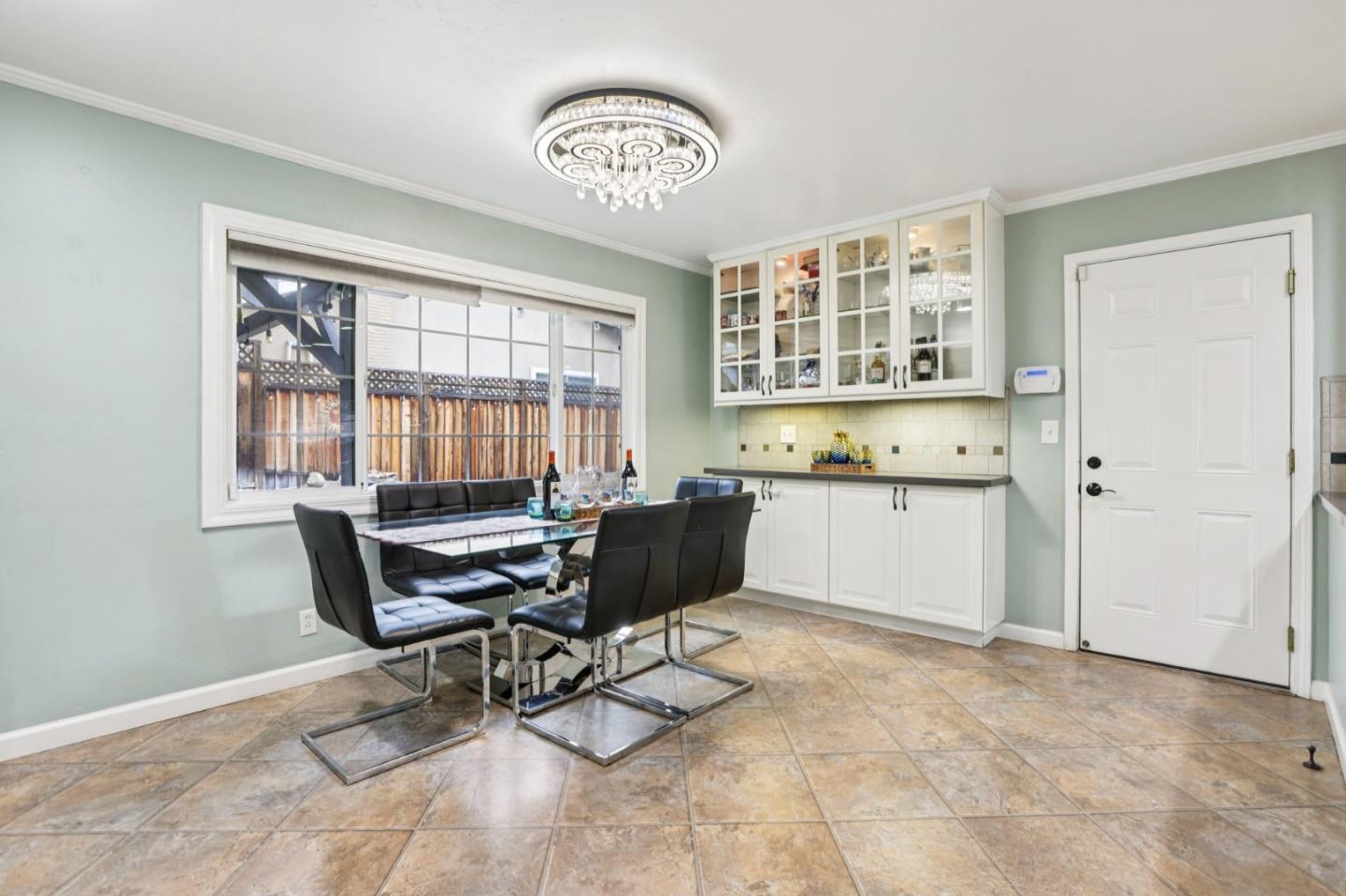 Detail Gallery Image 7 of 41 For 3272 Vistamont Dr, San Jose,  CA 95118 - 3 Beds | 2 Baths