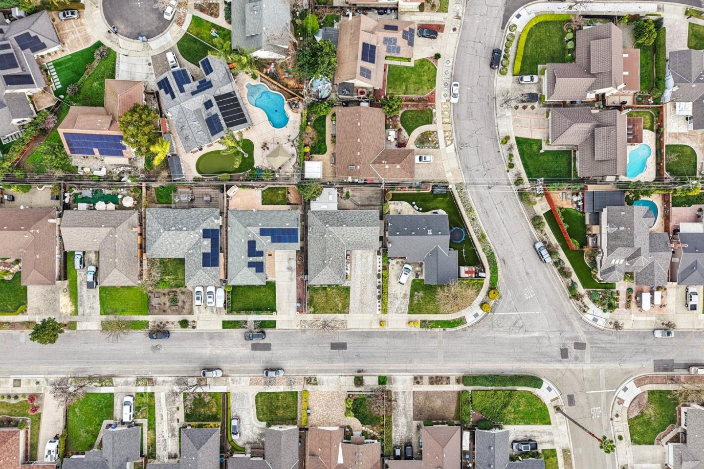 Detail Gallery Image 40 of 41 For 3272 Vistamont Dr, San Jose,  CA 95118 - 3 Beds | 2 Baths