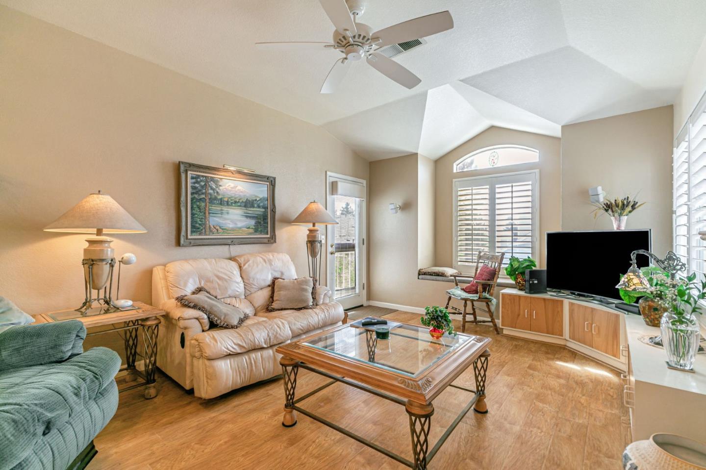 Detail Gallery Image 5 of 19 For 7759 Beltane Dr, San Jose,  CA 95135 - 2 Beds | 2 Baths