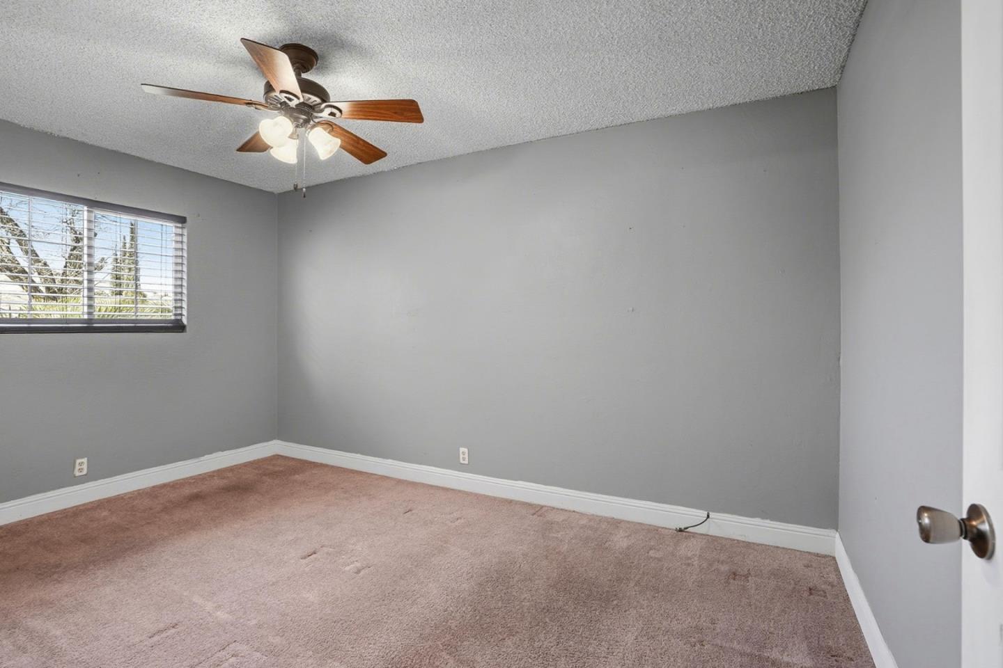 Detail Gallery Image 15 of 29 For 154 N Santa Rosa St, Los Banos,  CA 93635 - 3 Beds | 2 Baths