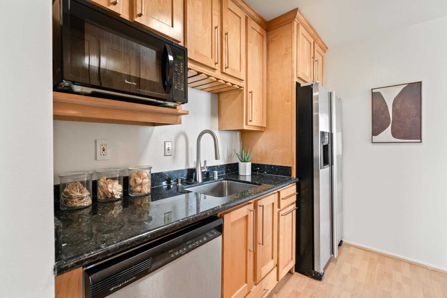 Detail Gallery Image 11 of 34 For 320 Vallejo Dr #40,  Millbrae,  CA 94030 - 2 Beds | 2 Baths