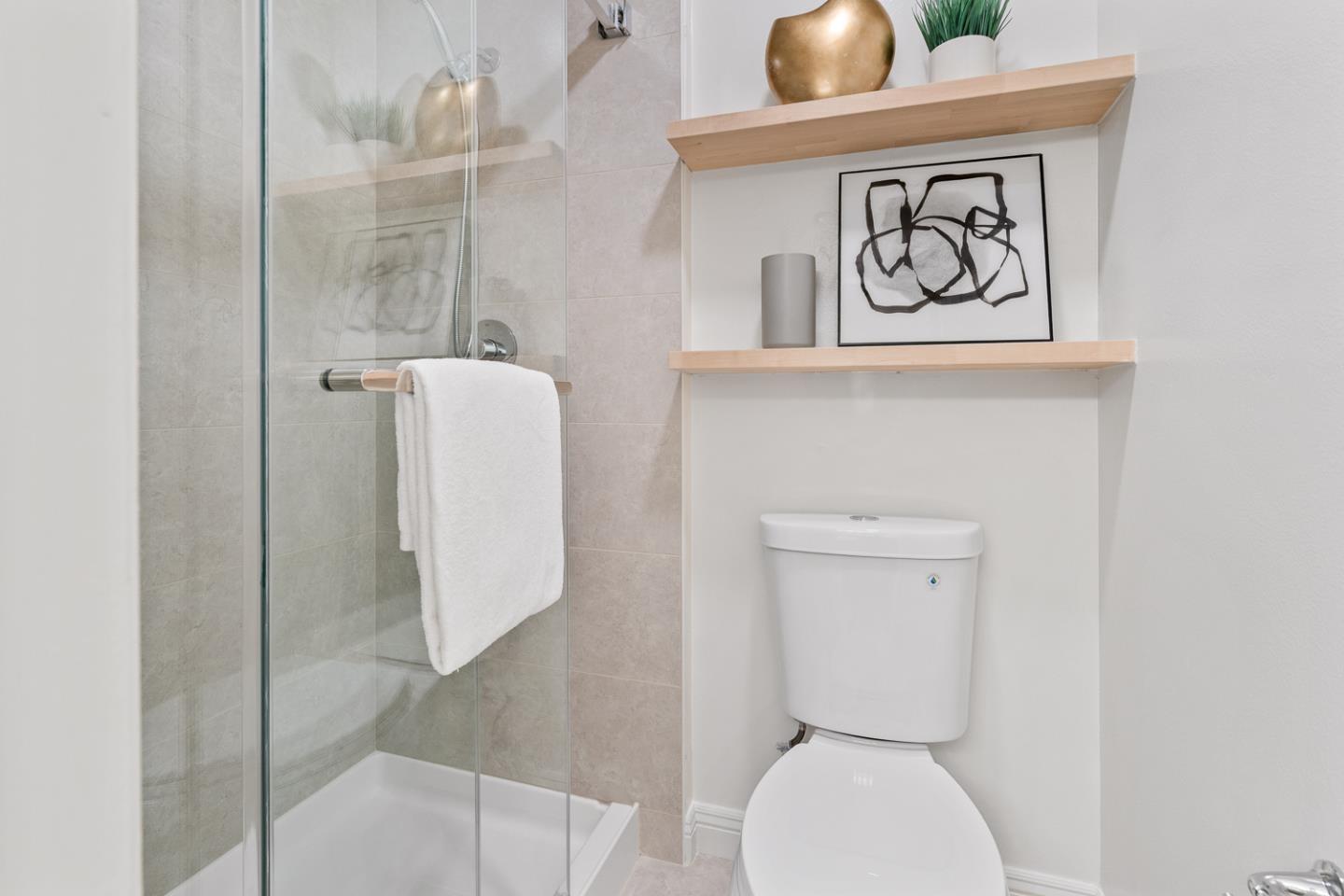 Detail Gallery Image 17 of 34 For 320 Vallejo Dr #40,  Millbrae,  CA 94030 - 2 Beds | 2 Baths