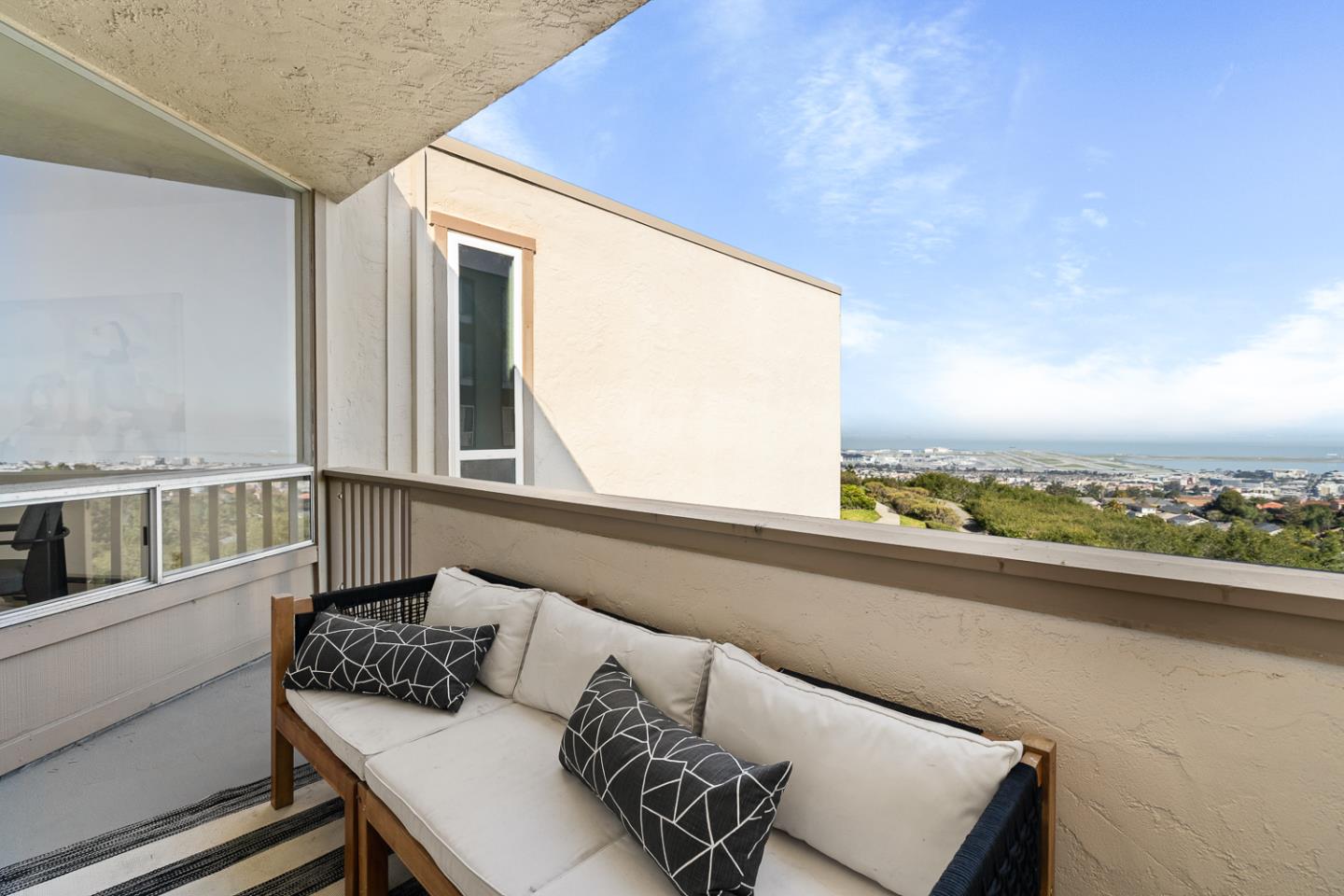 Detail Gallery Image 25 of 34 For 320 Vallejo Dr #40,  Millbrae,  CA 94030 - 2 Beds | 2 Baths