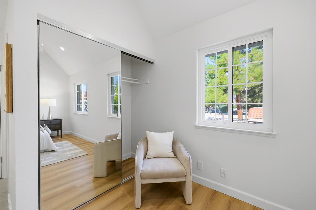 Detail Gallery Image 24 of 37 For 1036 Chula Vista Ter, Sunnyvale,  CA 94086 - 2 Beds | 2/1 Baths