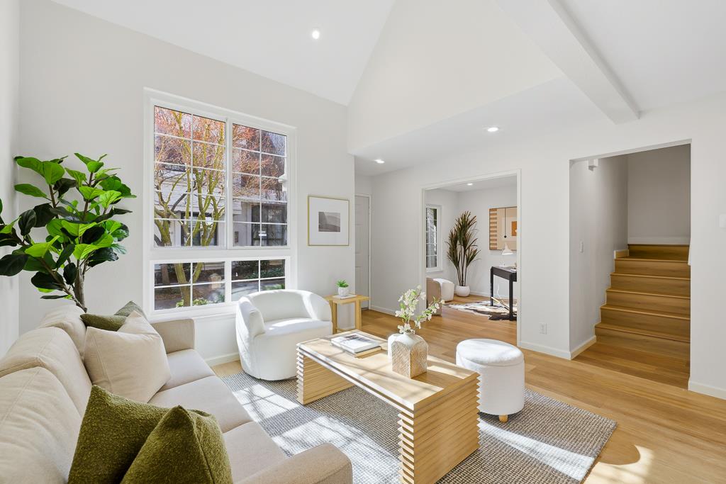 Detail Gallery Image 3 of 37 For 1036 Chula Vista Ter, Sunnyvale,  CA 94086 - 2 Beds | 2/1 Baths