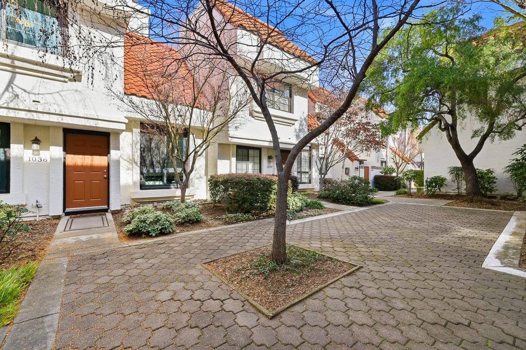 Detail Gallery Image 32 of 37 For 1036 Chula Vista Ter, Sunnyvale,  CA 94086 - 2 Beds | 2/1 Baths