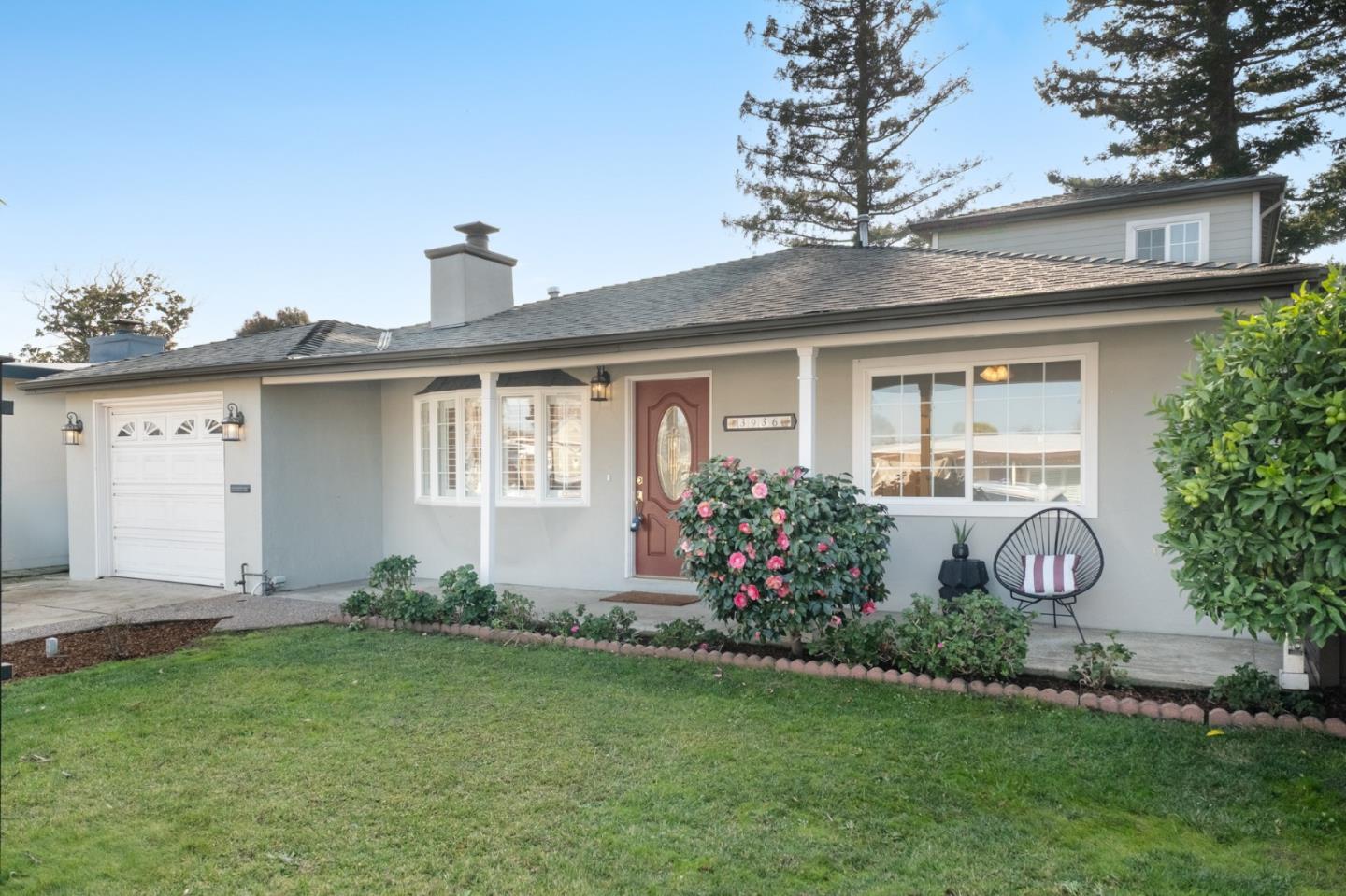 Detail Gallery Image 2 of 52 For 3936 Regan Dr, San Mateo,  CA 94403 - 4 Beds | 3 Baths