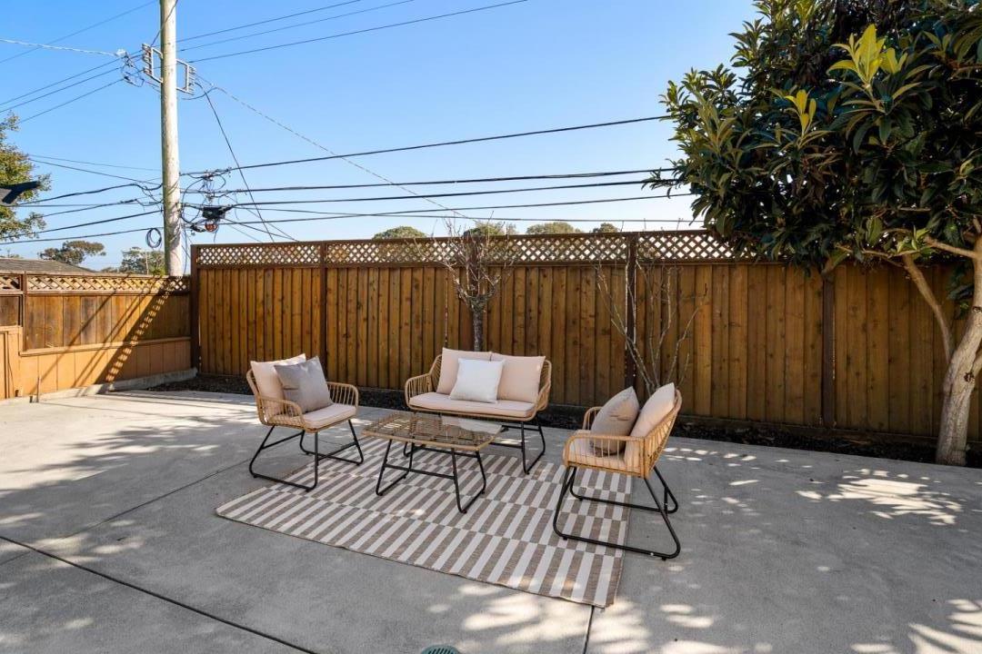 Detail Gallery Image 33 of 37 For 331 Rockwood Dr, South San Francisco,  CA 94080 - 3 Beds | 2 Baths