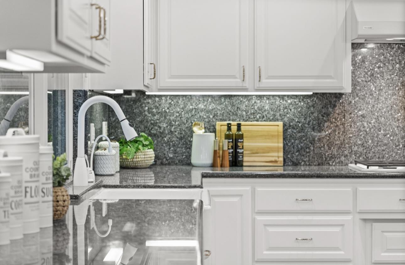 Detail Gallery Image 14 of 40 For 1925 Mantelli Dr, Gilroy,  CA 95020 - 5 Beds | 3/1 Baths