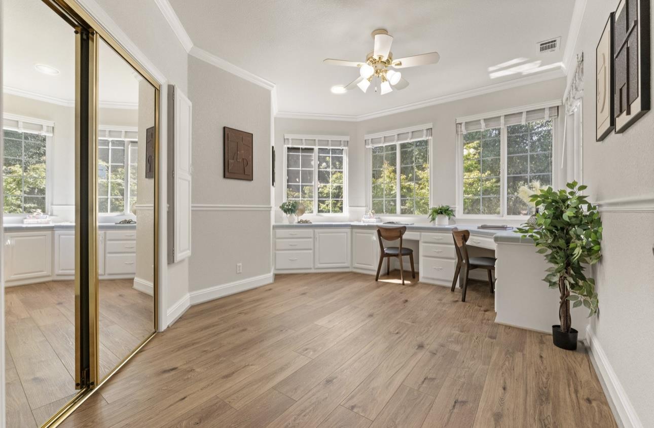 Detail Gallery Image 21 of 40 For 1925 Mantelli Dr, Gilroy,  CA 95020 - 5 Beds | 3/1 Baths