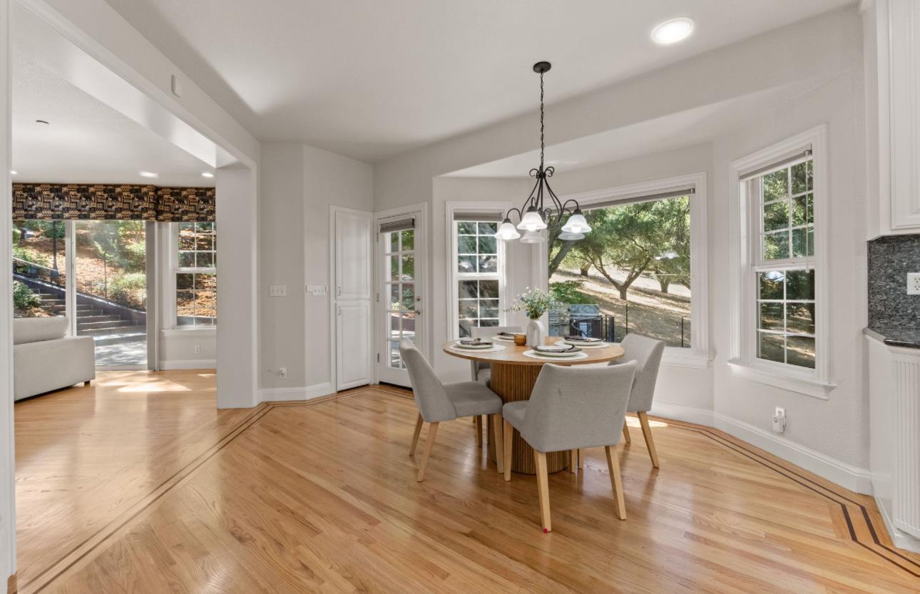 Detail Gallery Image 5 of 40 For 1925 Mantelli Dr, Gilroy,  CA 95020 - 5 Beds | 3/1 Baths