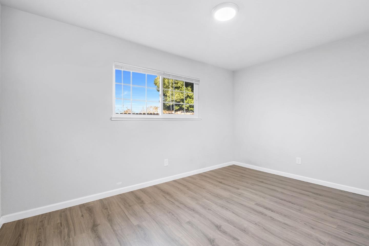 Detail Gallery Image 16 of 22 For 16012 Julie Ln, Lathrop,  CA 95330 - 3 Beds | 2 Baths