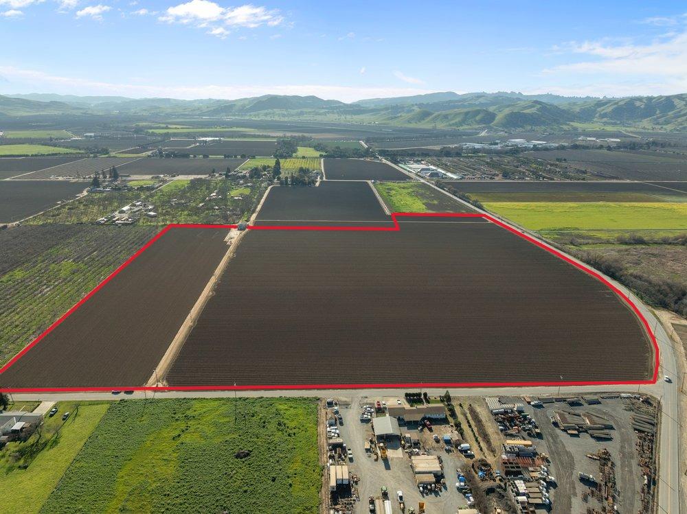 Detail Gallery Image 2 of 17 For 0 Bloomfield Ave, Gilroy,  CA 95020 - – Beds | – Baths