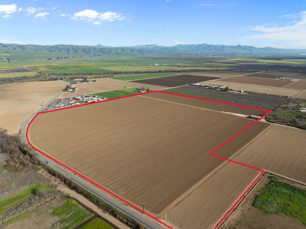 Detail Gallery Image 4 of 17 For 0 Bloomfield Ave, Gilroy,  CA 95020 - – Beds | – Baths