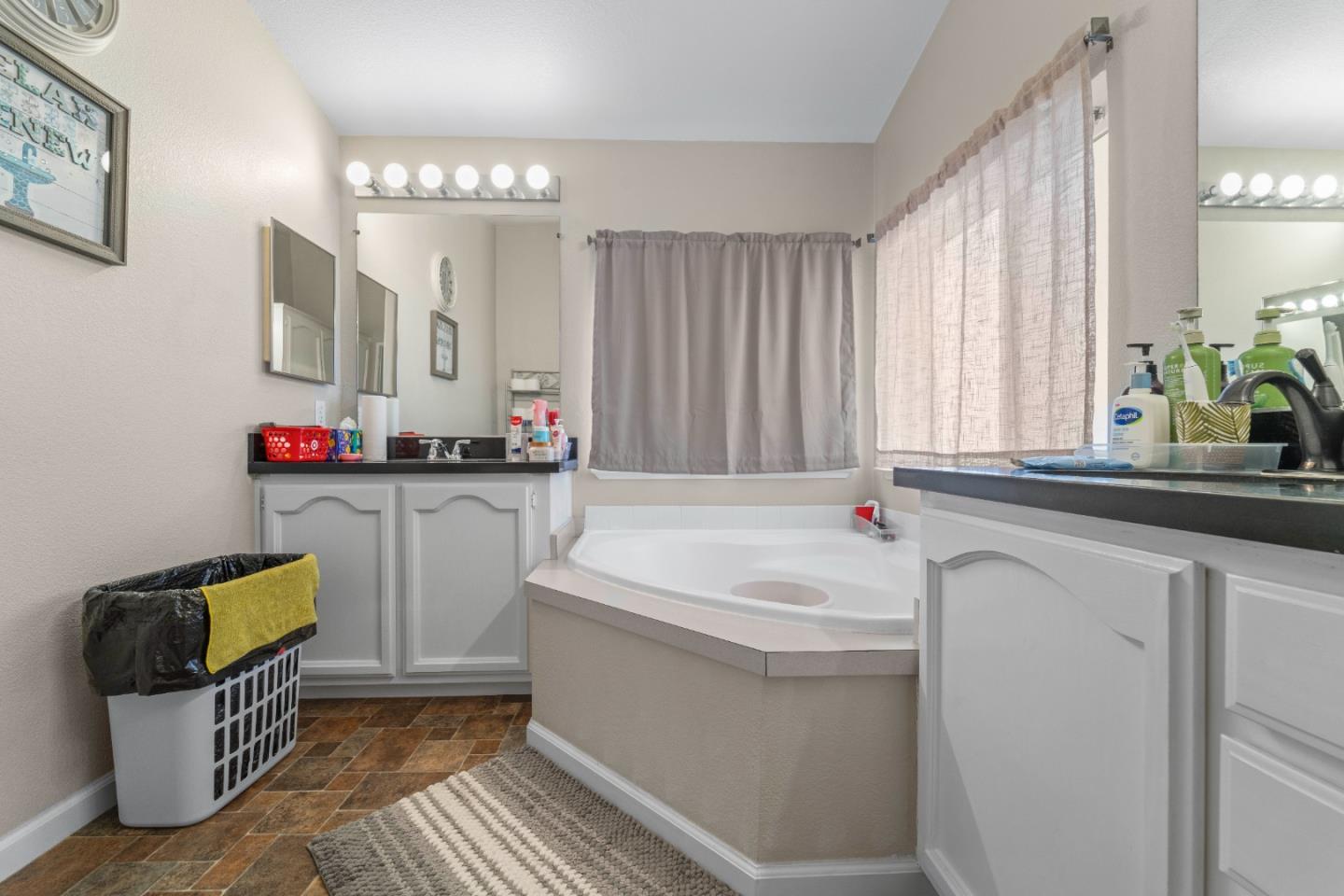 Detail Gallery Image 17 of 27 For 5450 Monterey Rd #15,  San Jose,  CA 95111 - 3 Beds | 2 Baths