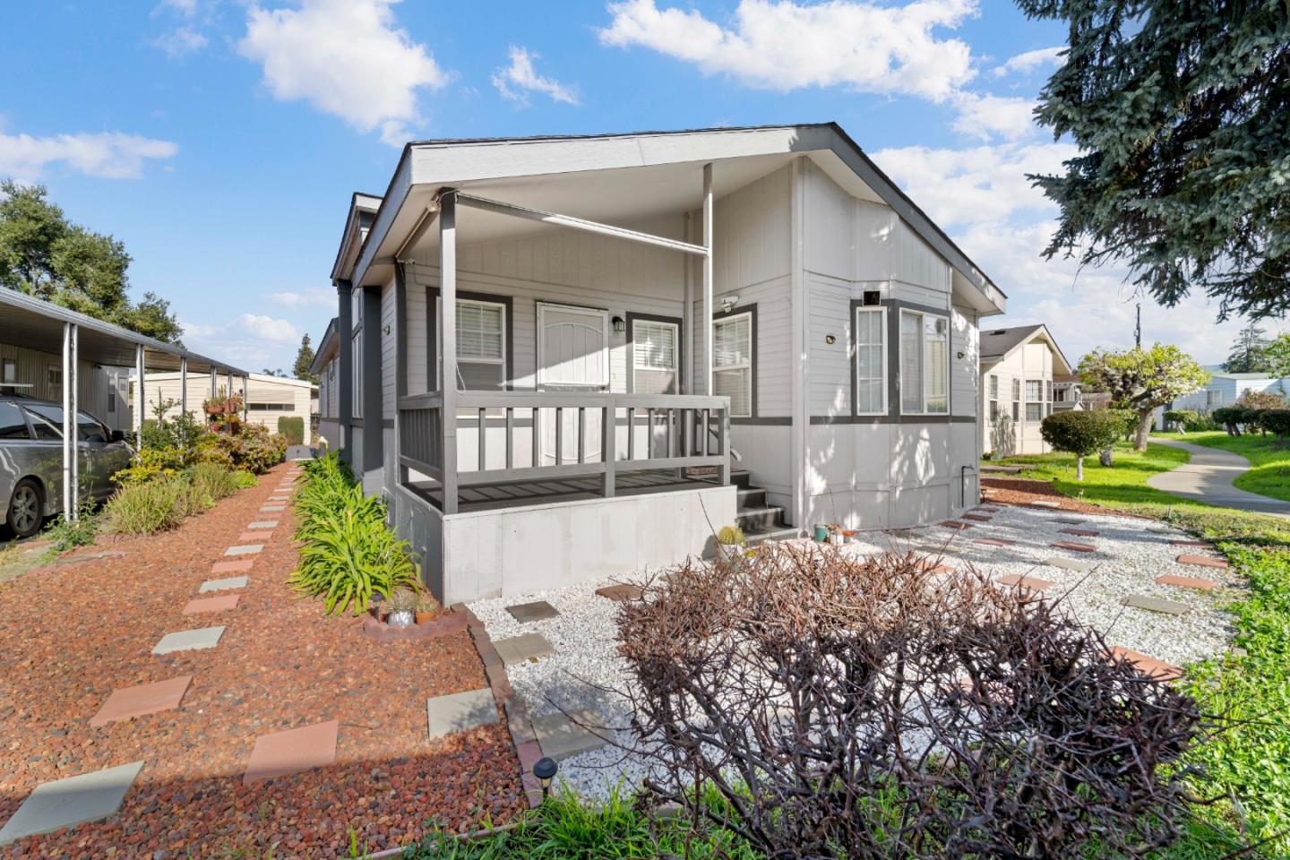 Detail Gallery Image 23 of 27 For 5450 Monterey Rd #15,  San Jose,  CA 95111 - 3 Beds | 2 Baths