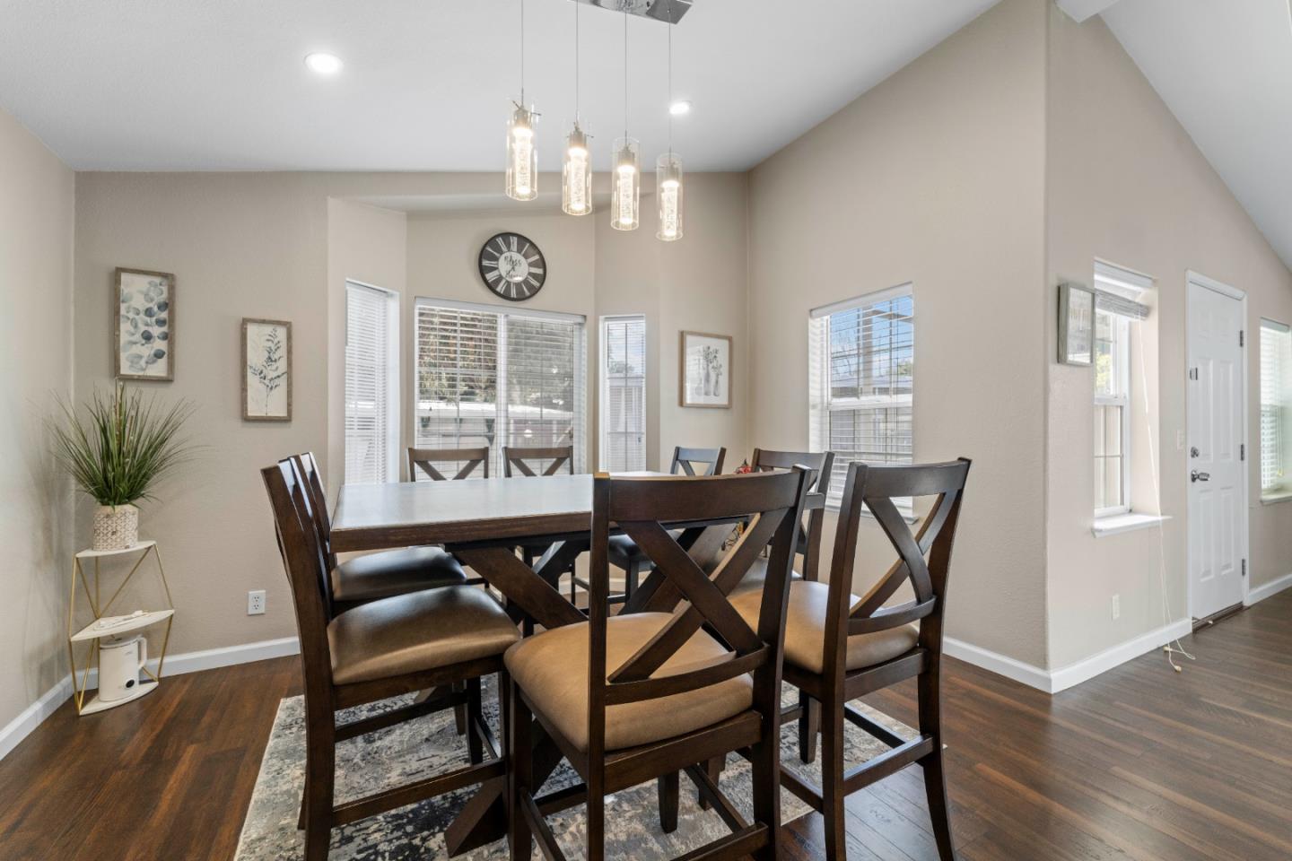 Detail Gallery Image 12 of 24 For 5450 Monterey Rd #15,  San Jose,  CA 95111 - 3 Beds | 2 Baths