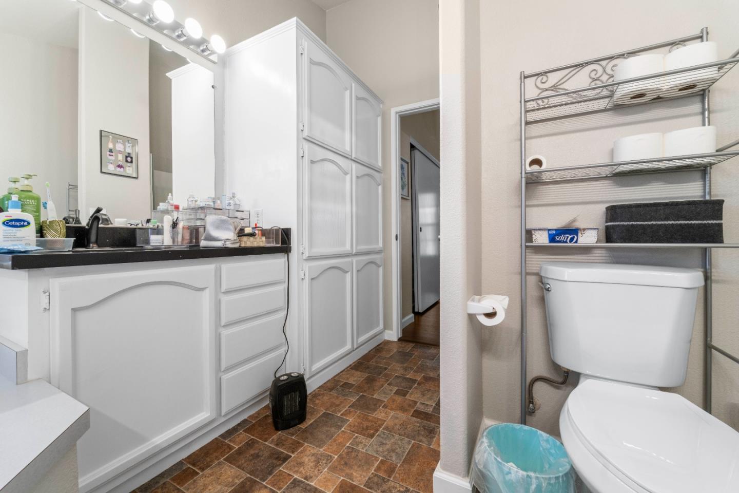 Detail Gallery Image 20 of 24 For 5450 Monterey Rd #15,  San Jose,  CA 95111 - 3 Beds | 2 Baths