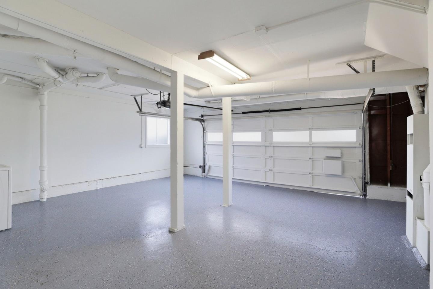 Detail Gallery Image 19 of 22 For 3722 Red Oak Way, Redwood City,  CA 94061 - 3 Beds | 2/1 Baths