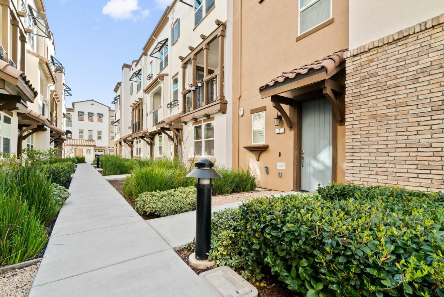 Detail Gallery Image 44 of 60 For 2726 Terni Ct #6,  San Jose,  CA 95111 - 2 Beds | 2/1 Baths