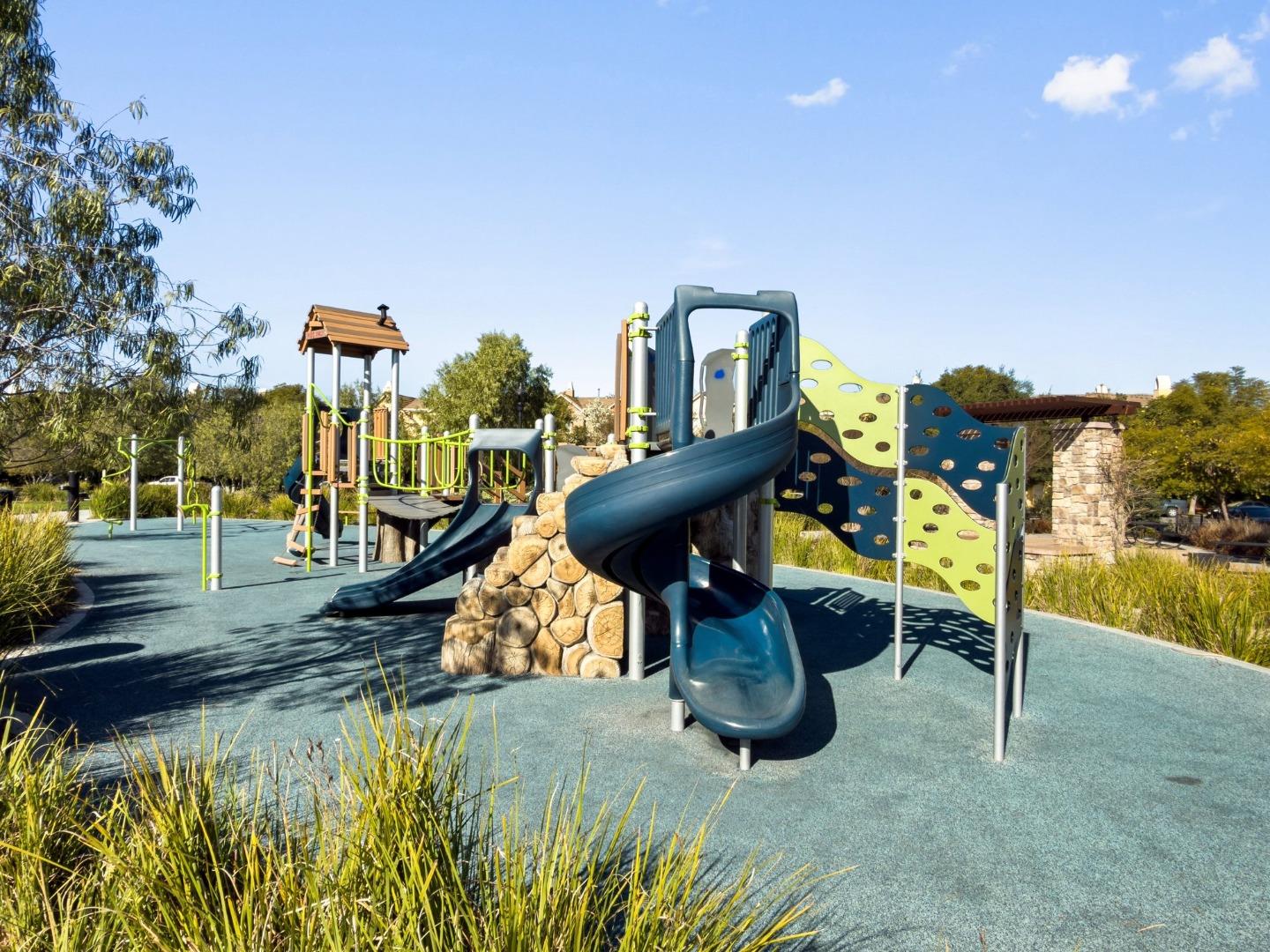 Detail Gallery Image 49 of 60 For 2726 Terni Ct #6,  San Jose,  CA 95111 - 2 Beds | 2/1 Baths