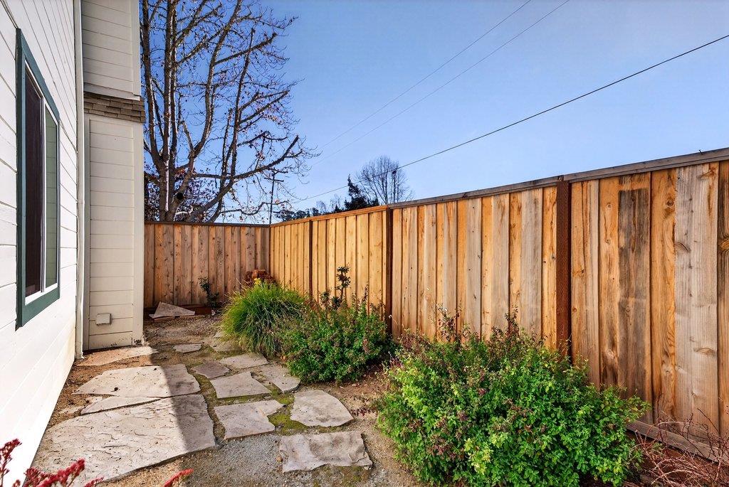 Detail Gallery Image 26 of 28 For 2747 Orchard St, Soquel,  CA 95073 - 3 Beds | 2/1 Baths