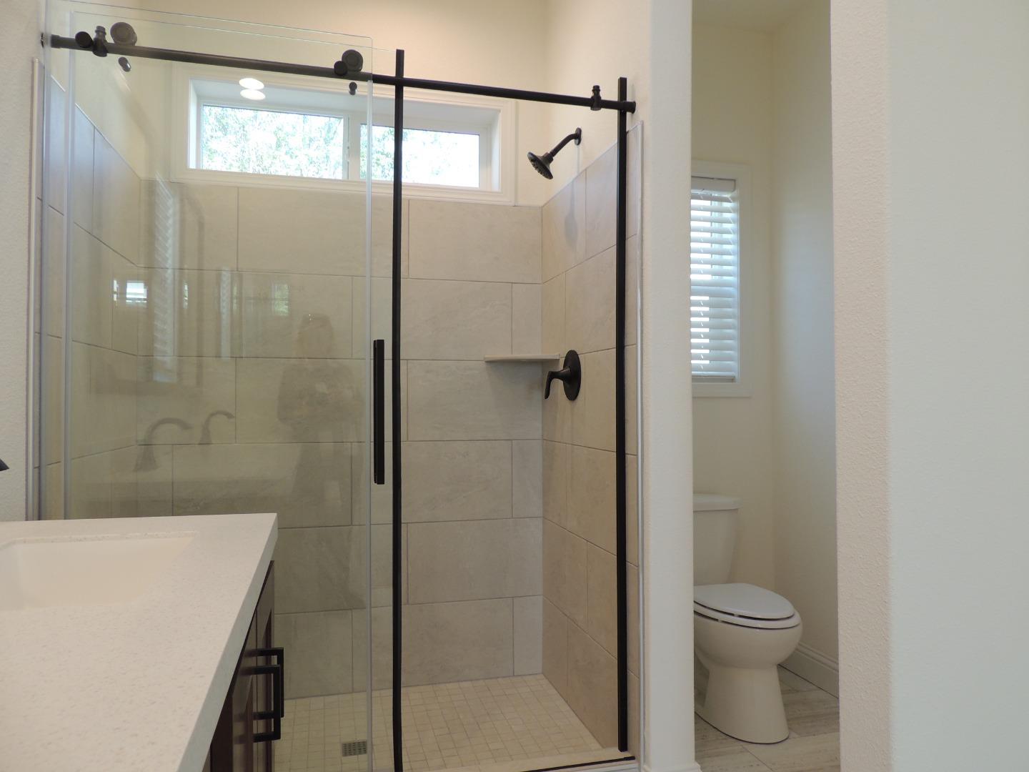 Detail Gallery Image 10 of 17 For 100 Rodeo Gulch Rd #108,  Soquel,  CA 95073 - 3 Beds | 2 Baths