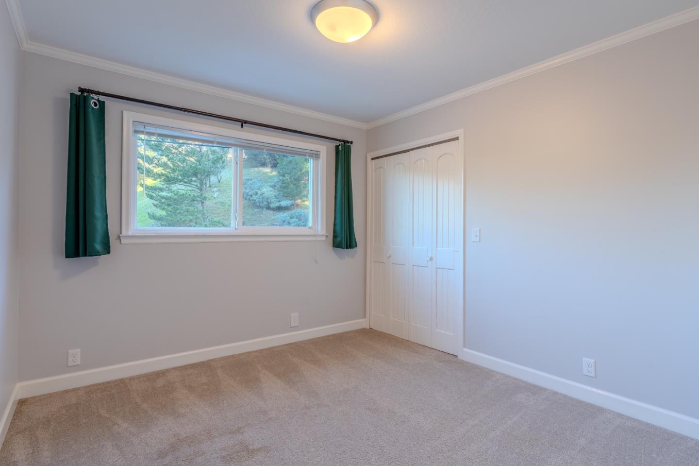 Detail Gallery Image 18 of 31 For 1104 Barcelona Dr, Pacifica,  CA 94044 - 4 Beds | 3 Baths