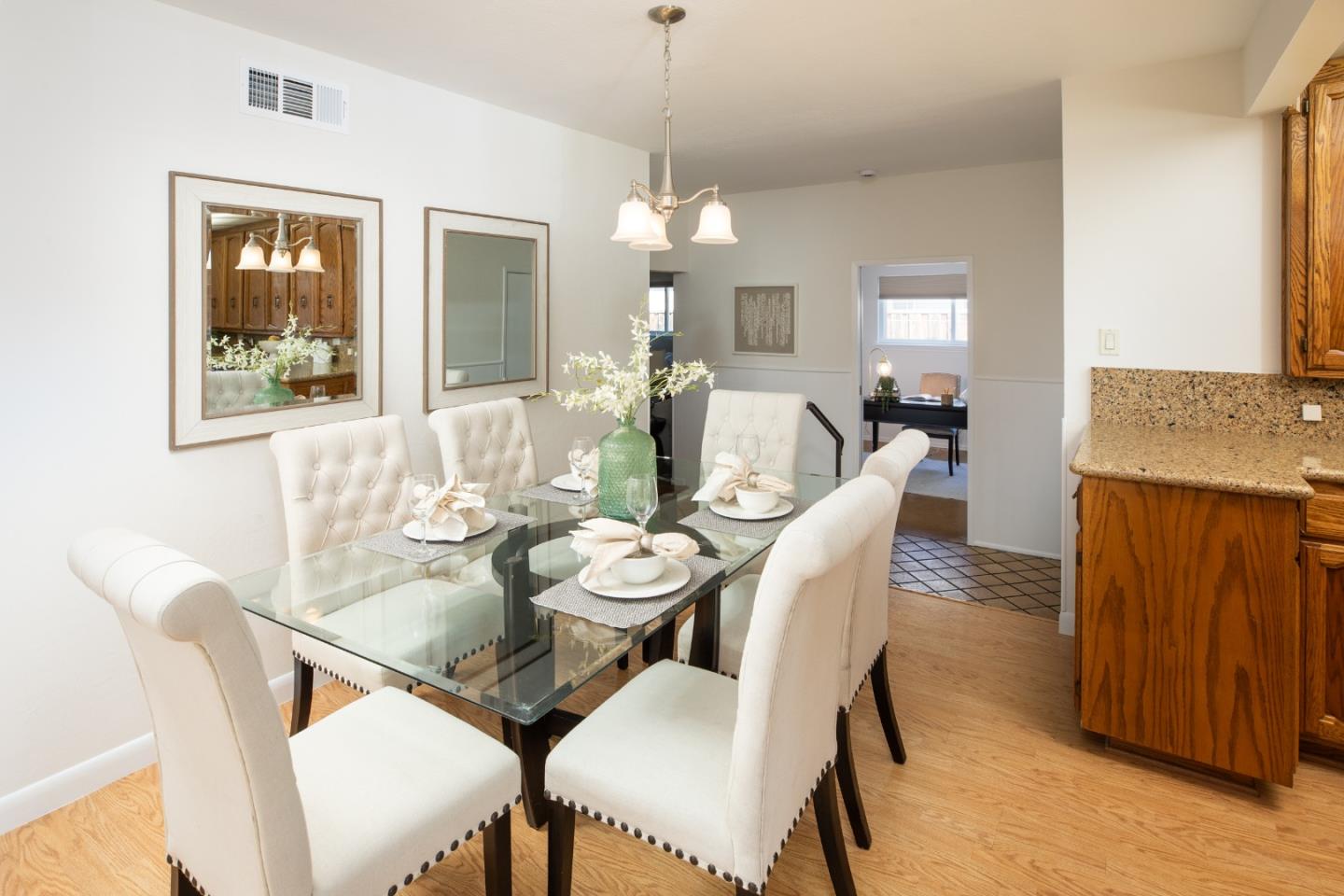 Detail Gallery Image 8 of 21 For 2545 Austin Pl, Santa Clara,  CA 95050 - 3 Beds | 2 Baths