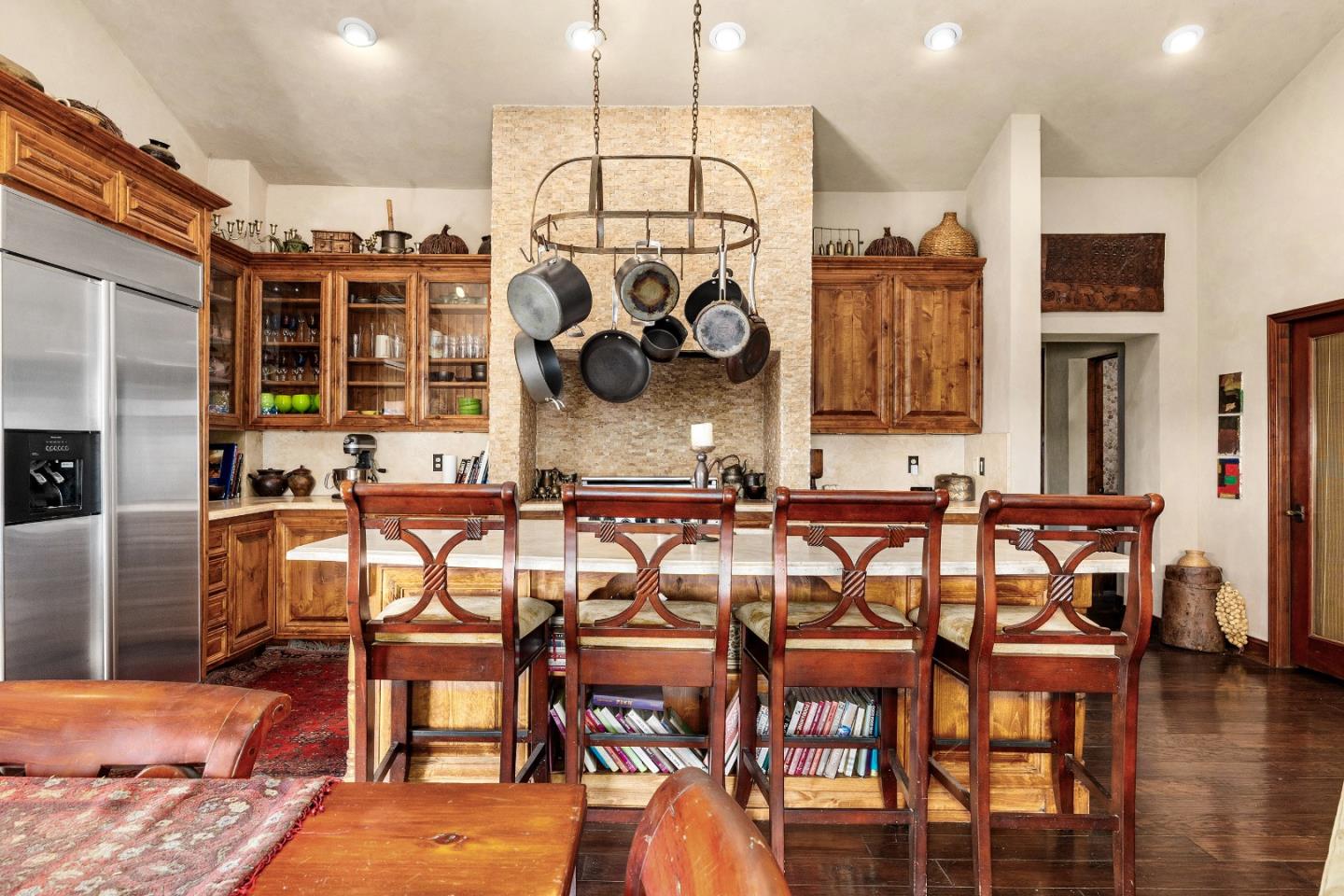 Detail Gallery Image 10 of 35 For 19375 Montevina Rd, Los Gatos,  CA 95033 - 2 Beds | 2 Baths