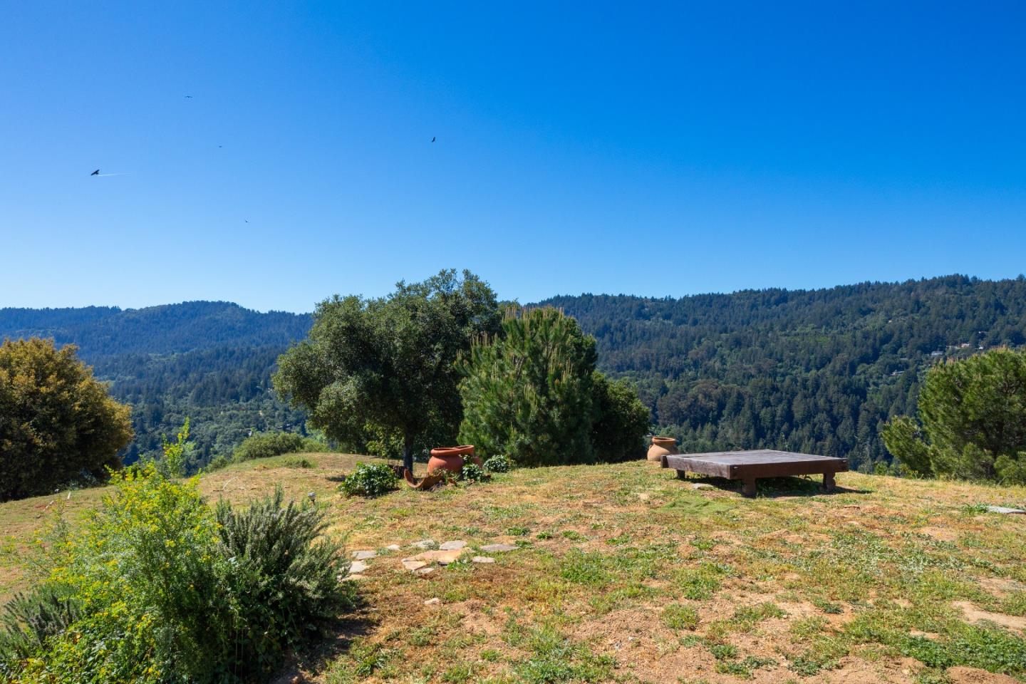 Detail Gallery Image 28 of 35 For 19375 Montevina Rd, Los Gatos,  CA 95033 - 2 Beds | 2 Baths