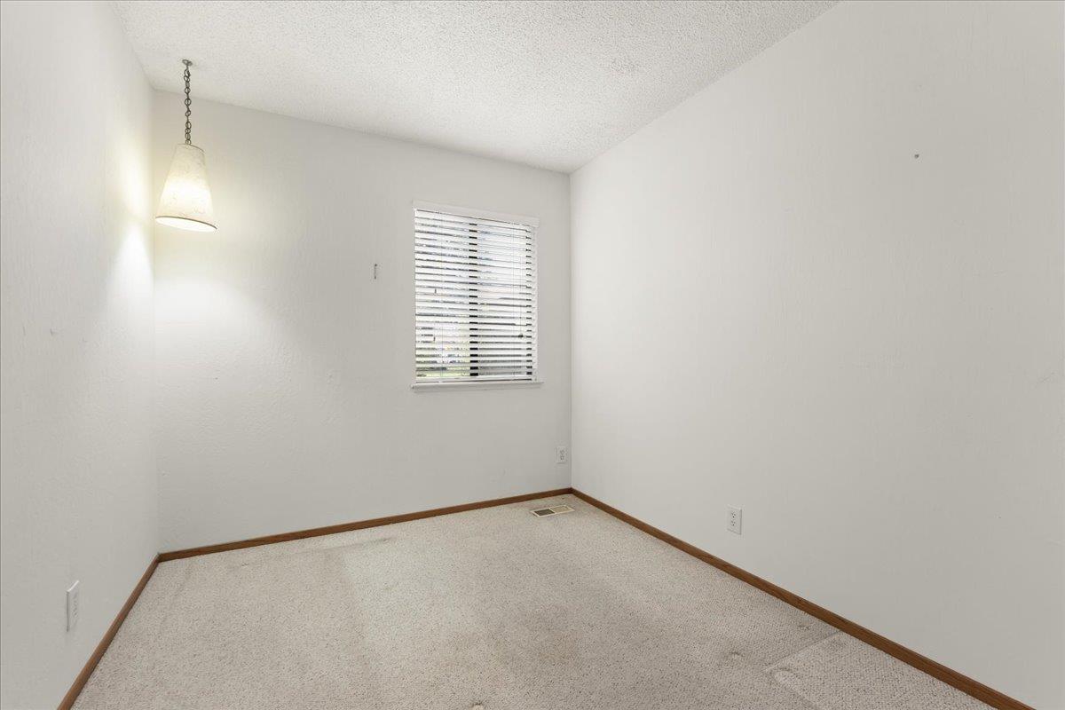 Detail Gallery Image 15 of 46 For 2638 Park Wilshire Dr, San Jose,  CA 95124 - 5 Beds | 3 Baths