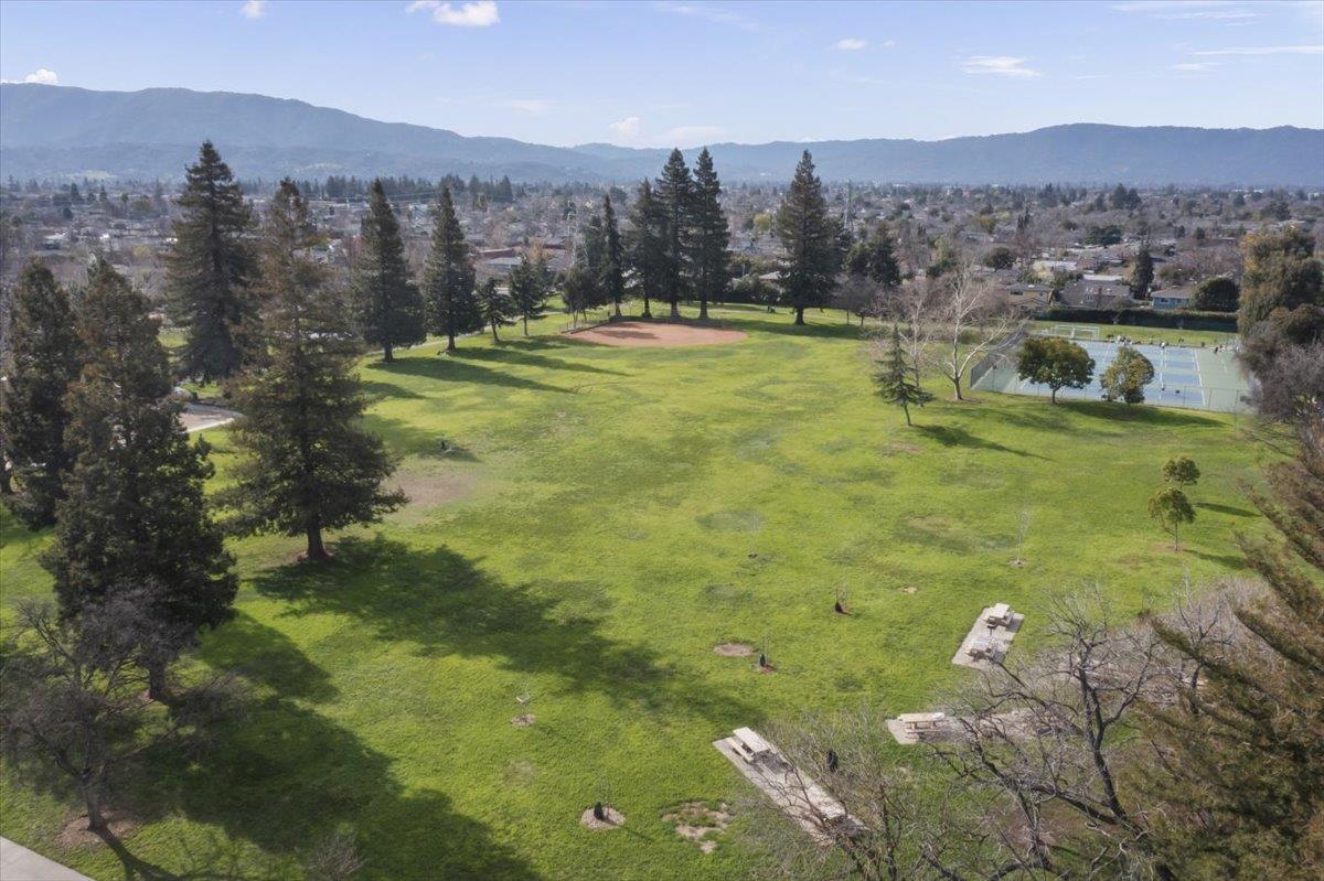 Detail Gallery Image 43 of 46 For 2638 Park Wilshire Dr, San Jose,  CA 95124 - 5 Beds | 3 Baths