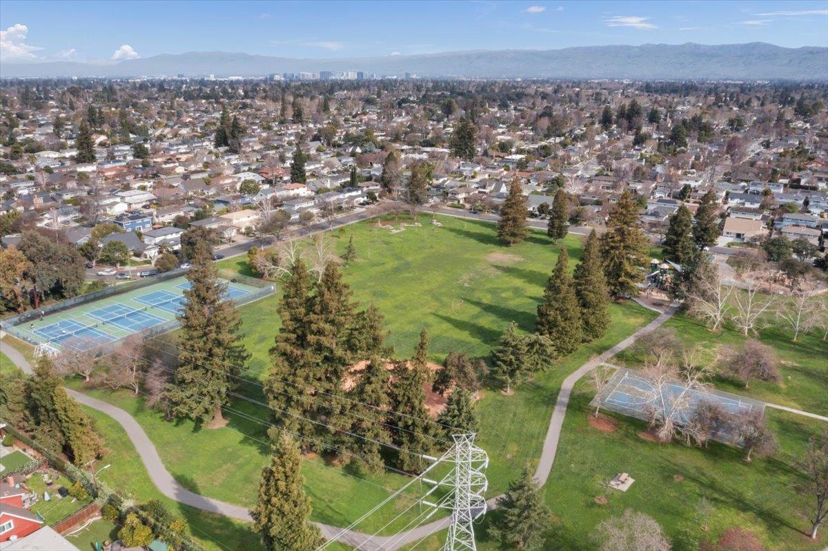 Detail Gallery Image 48 of 53 For 2638 Park Wilshire Dr, San Jose,  CA 95124 - 5 Beds | 3 Baths