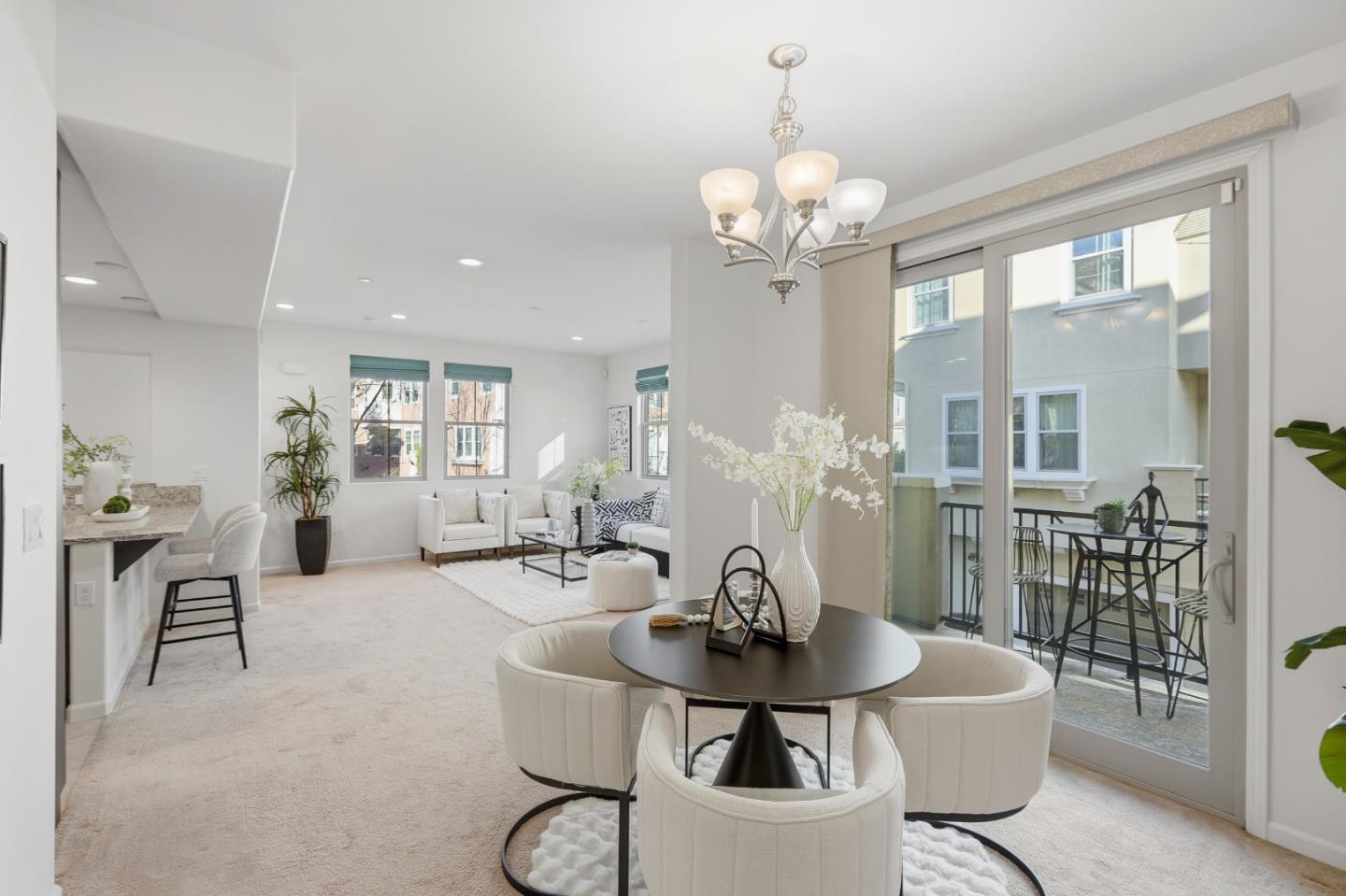 Detail Gallery Image 10 of 32 For 1989 Trento Loop, Milpitas,  CA 95035 - 2 Beds | 2/1 Baths