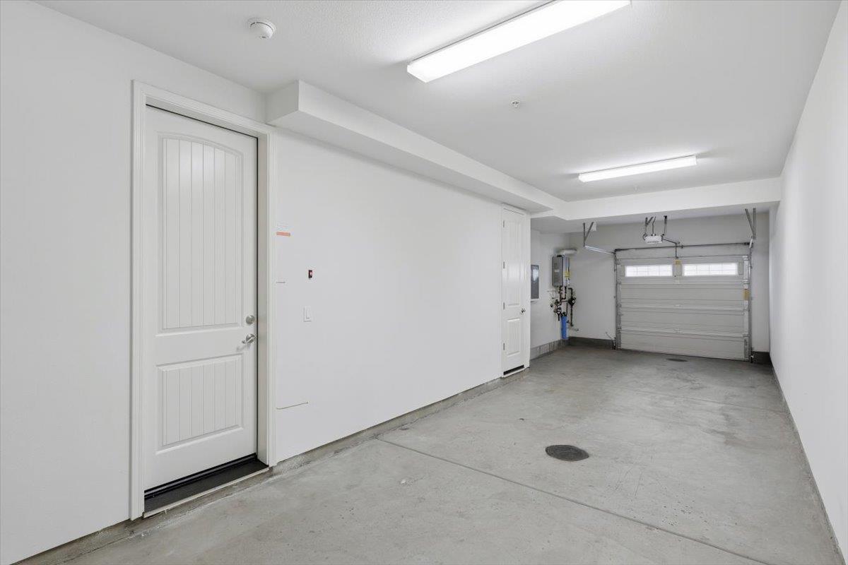 Detail Gallery Image 23 of 32 For 1989 Trento Loop, Milpitas,  CA 95035 - 2 Beds | 2/1 Baths