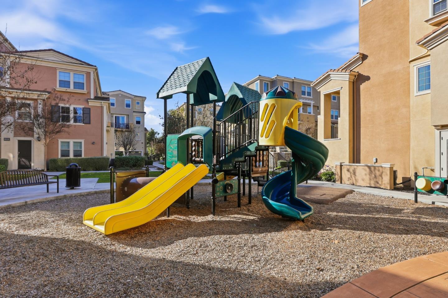 Detail Gallery Image 26 of 32 For 1989 Trento Loop, Milpitas,  CA 95035 - 2 Beds | 2/1 Baths