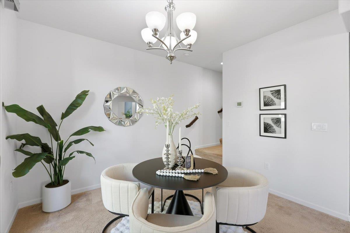 Detail Gallery Image 9 of 32 For 1989 Trento Loop, Milpitas,  CA 95035 - 2 Beds | 2/1 Baths