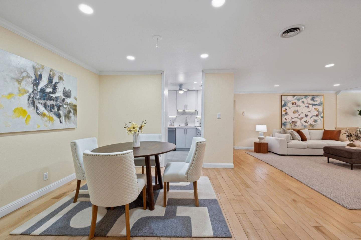 Detail Gallery Image 10 of 38 For 200 Elm St #112,  San Mateo,  CA 94401 - 3 Beds | 2 Baths