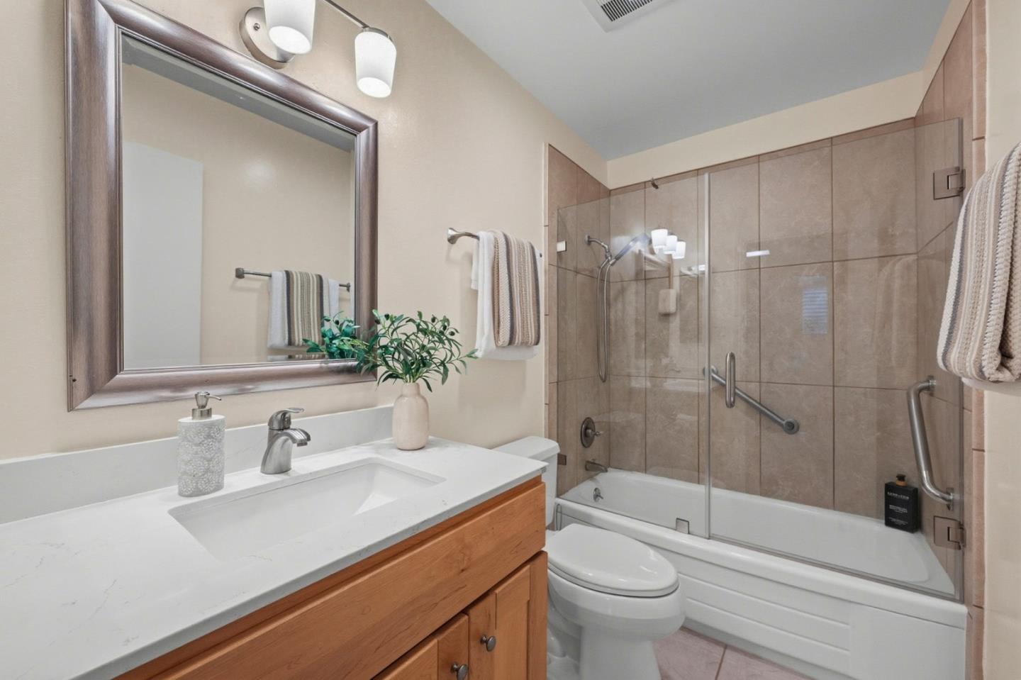 Detail Gallery Image 29 of 38 For 200 Elm St #112,  San Mateo,  CA 94401 - 3 Beds | 2 Baths