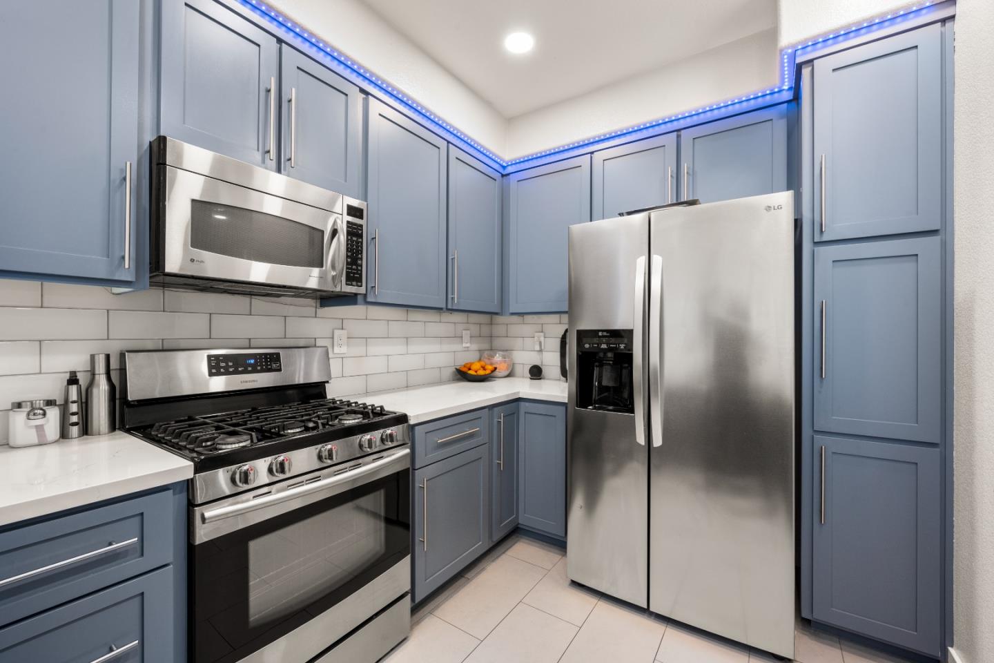 Detail Gallery Image 18 of 56 For 2372 Donner Pass Ave, Sacramento,  CA 95835 - 4 Beds | 2 Baths