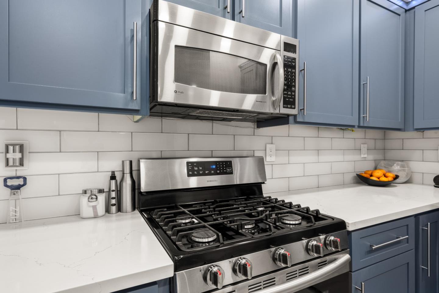 Detail Gallery Image 19 of 56 For 2372 Donner Pass Ave, Sacramento,  CA 95835 - 4 Beds | 2 Baths