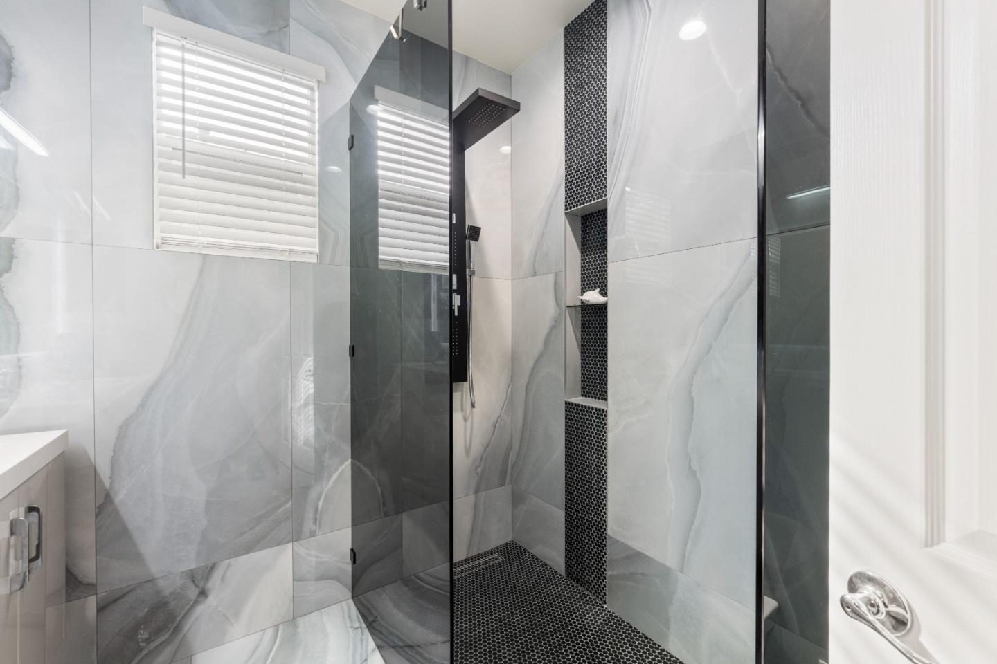 Detail Gallery Image 26 of 56 For 2372 Donner Pass Ave, Sacramento,  CA 95835 - 4 Beds | 2 Baths