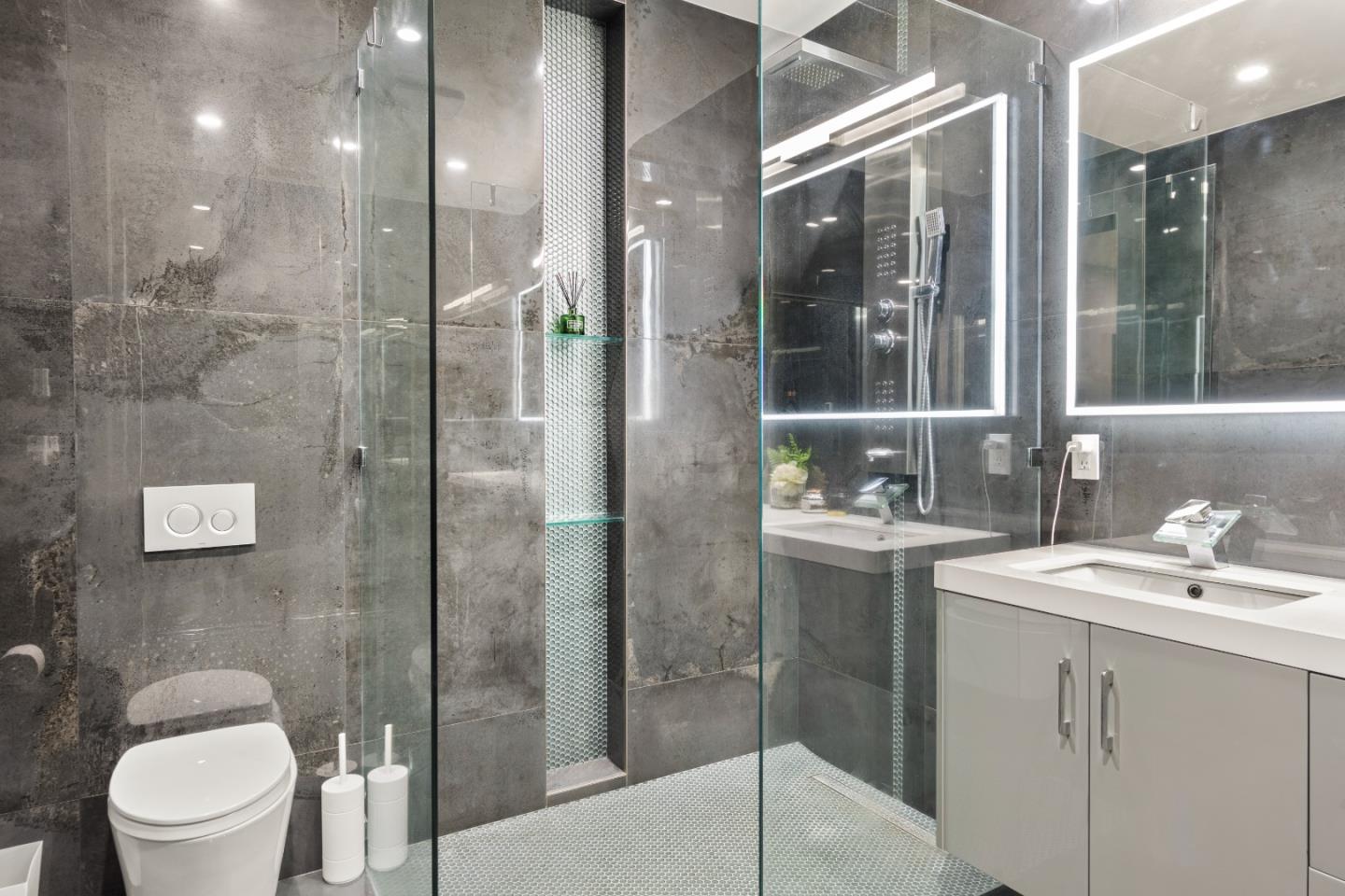 Detail Gallery Image 38 of 56 For 2372 Donner Pass Ave, Sacramento,  CA 95835 - 4 Beds | 2 Baths