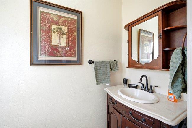 Detail Gallery Image 12 of 28 For 7681 Hanna St, Gilroy,  CA 95020 - 3 Beds | 1/1 Baths