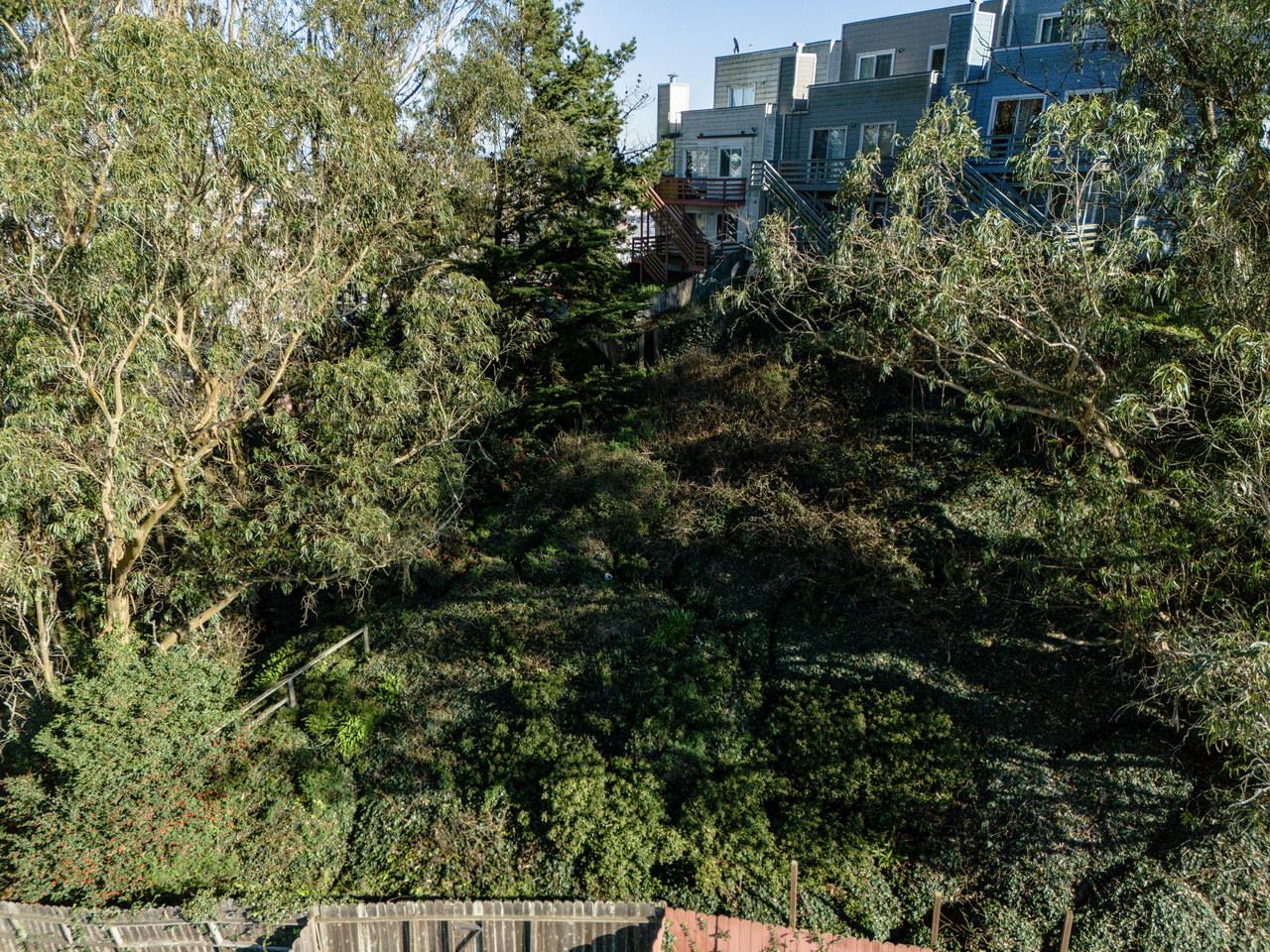 Detail Gallery Image 9 of 15 For 1 Head St, San Francisco,  CA 94112 - – Beds | – Baths