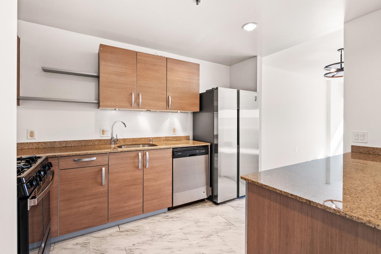 Detail Gallery Image 9 of 31 For 1 Mandalay Pl #1007,  South San Francisco,  CA 94080 - 1 Beds | 1 Baths